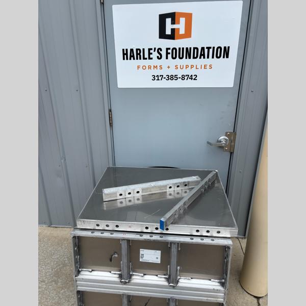 1" and 2" fillers, smooth universal hole