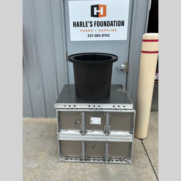 24" x 24" Poly basin and lid